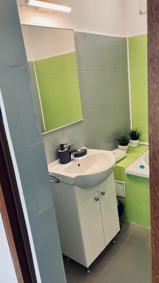 Apartamento Londof Housing City Center Braşov Exterior foto