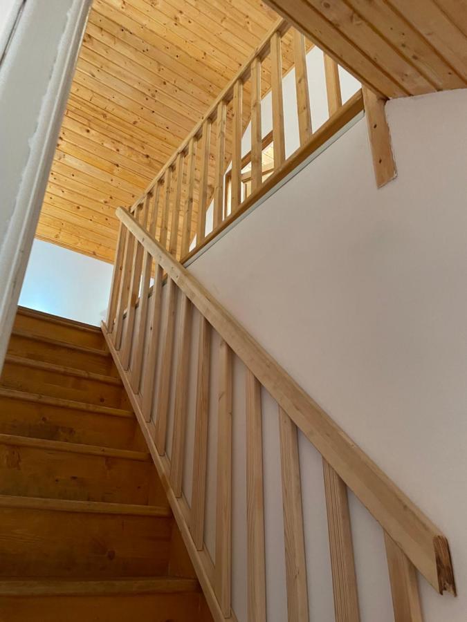 Apartamento Londof Housing City Center Braşov Exterior foto
