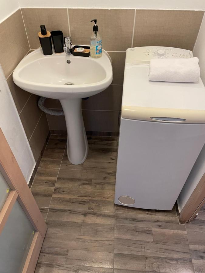 Apartamento Londof Housing City Center Braşov Exterior foto