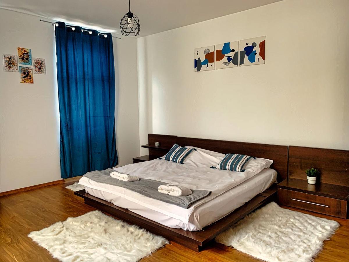 Apartamento Londof Housing City Center Braşov Exterior foto